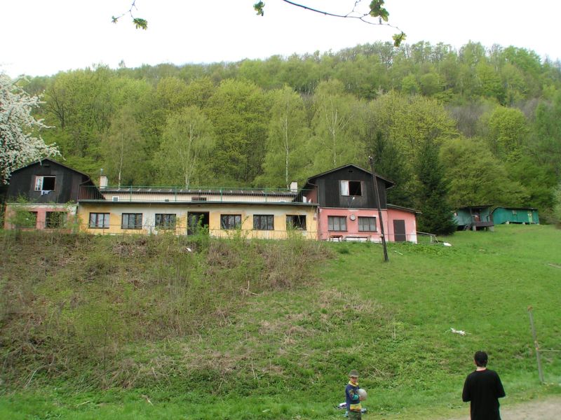 Hlavní budova spodní část